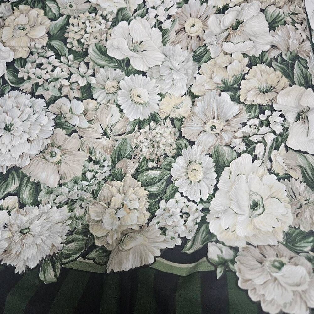 Sheridan comforter with bedskirt